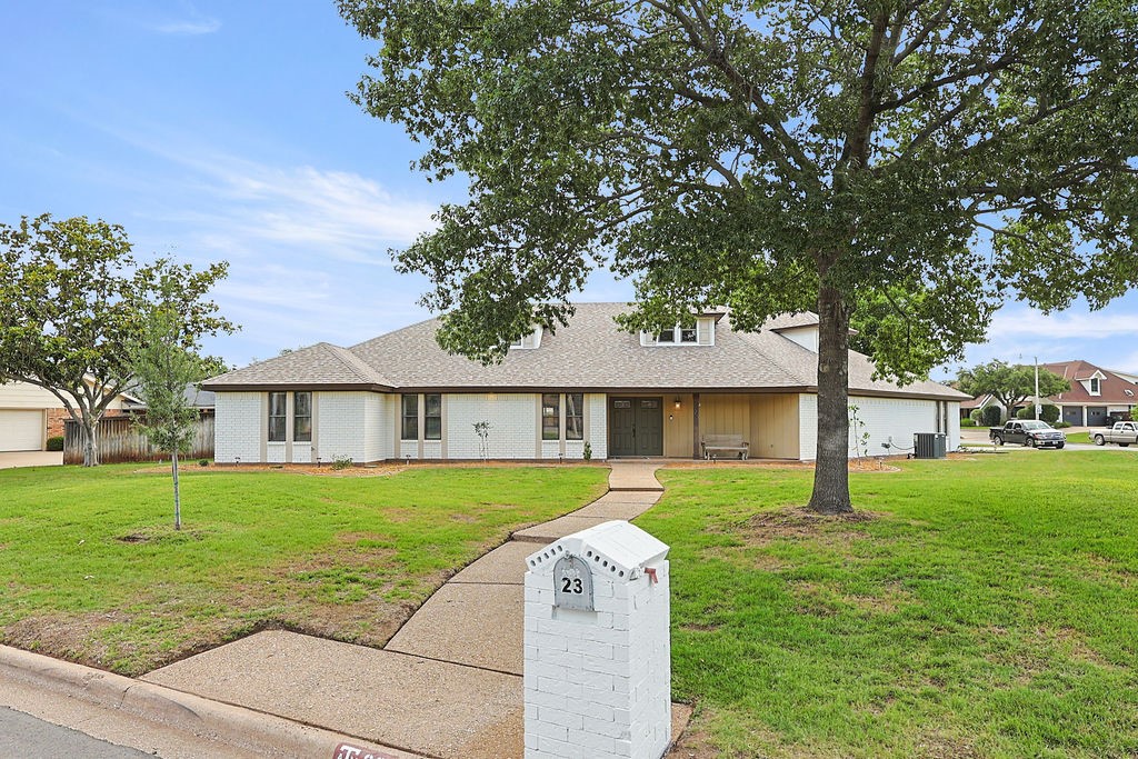 23 Fairway Oaks Boulevard Abilene TX 79606