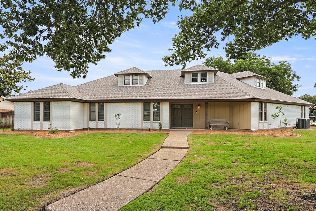 23 Fairway Oaks Boulevard Abilene TX 79606
