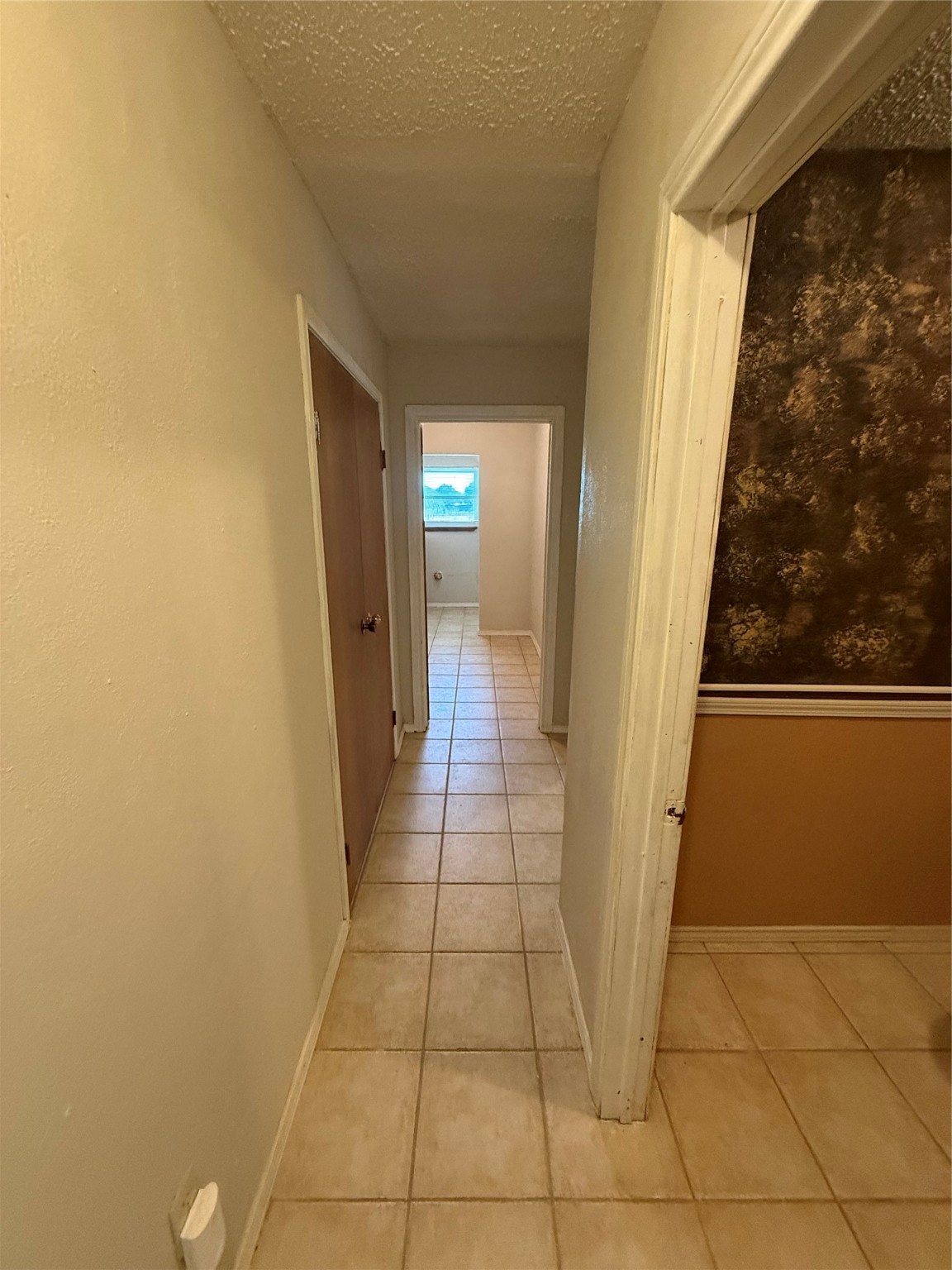 1393 NE County Road 2120 Road NE Powell TX 75153
