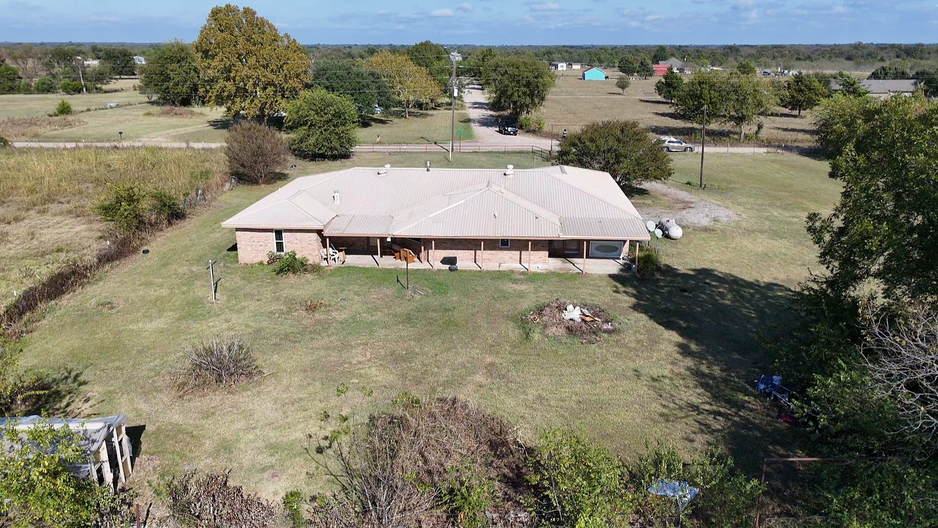 1393 NE County Road 2120 Road NE Powell TX 75153