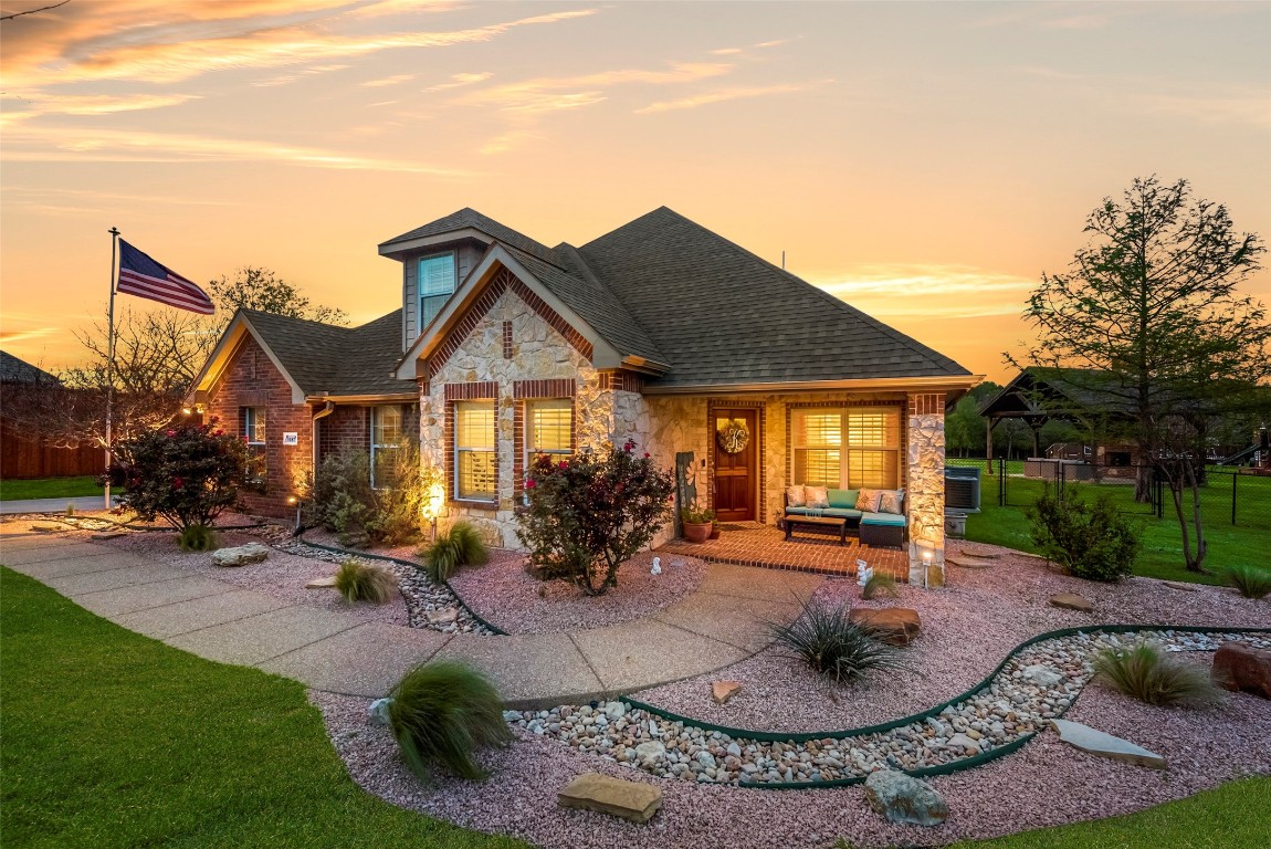 1087 Oak Creek Circle Royse City TX 75189