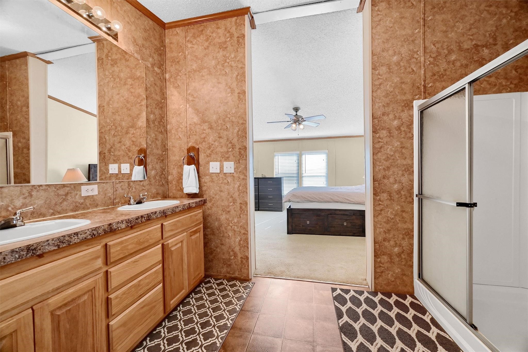 115 Candlewood Circle Gainesville TX 76240