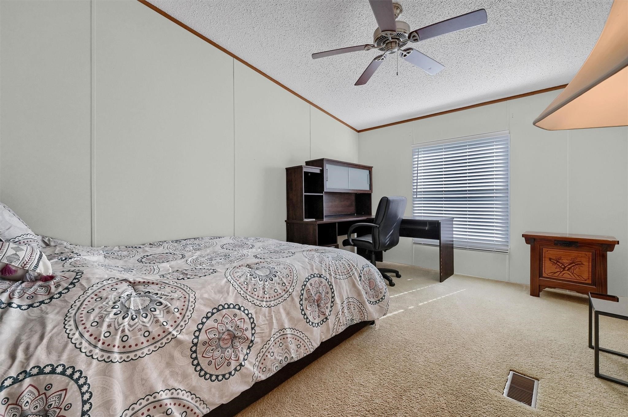 115 Candlewood Circle Gainesville TX 76240