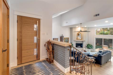 947 Easton Place Dallas TX 75218
