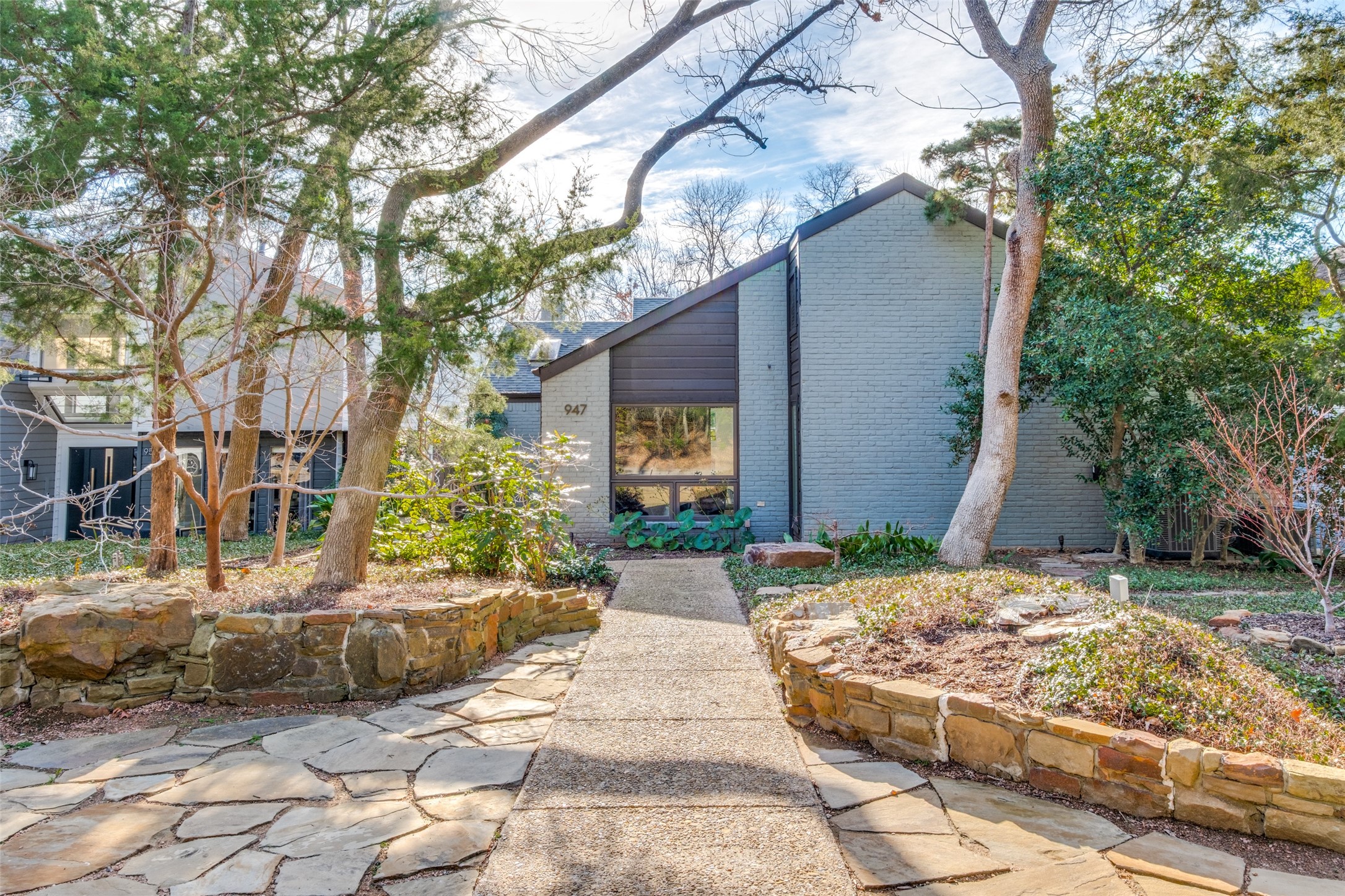 947 Easton Place Dallas TX 75218