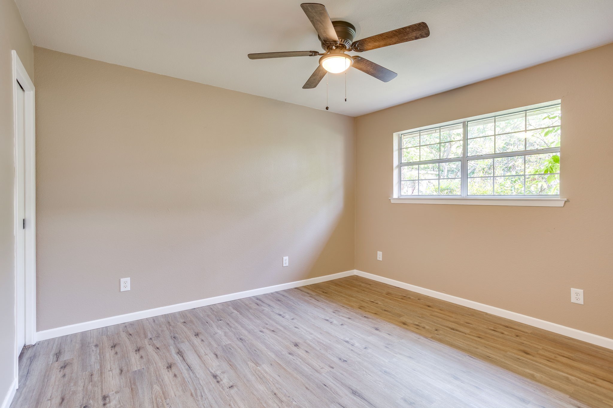108 S Douglas Street Covington TX 76636