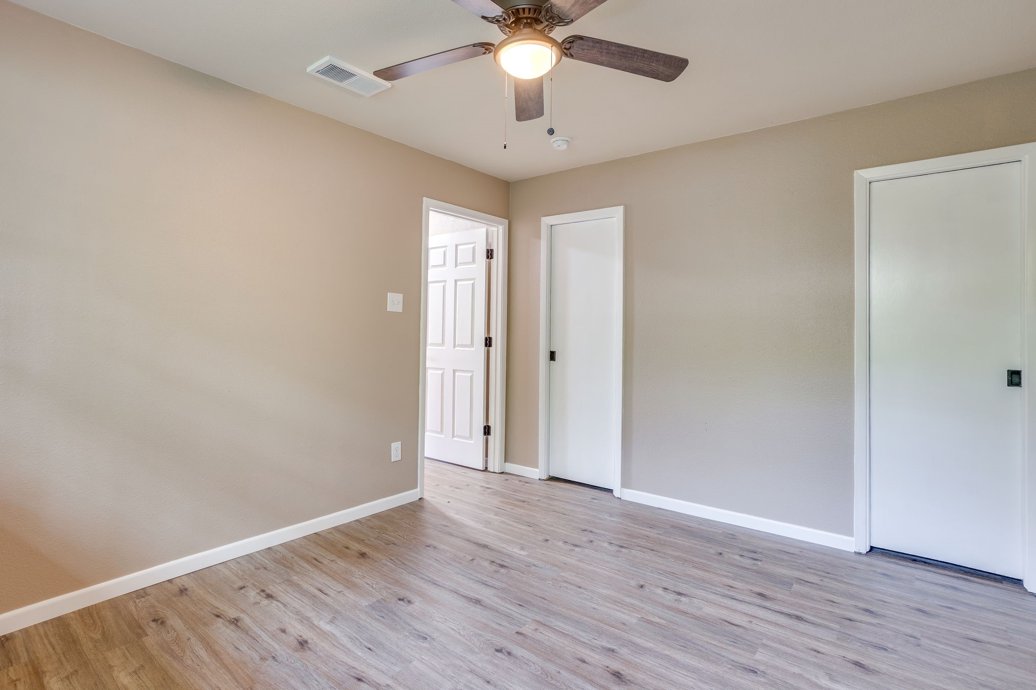 108 S Douglas Street Covington TX 76636