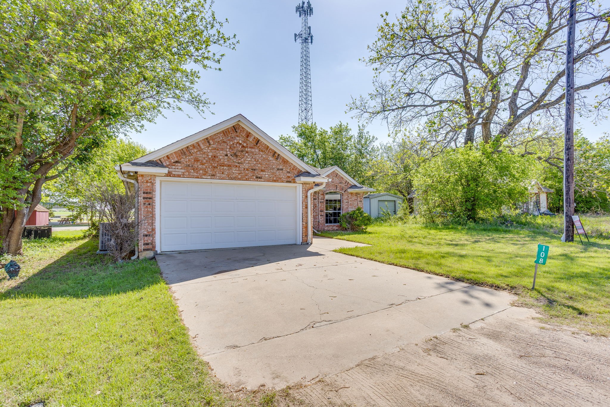 108 S Douglas Street Covington TX 76636
