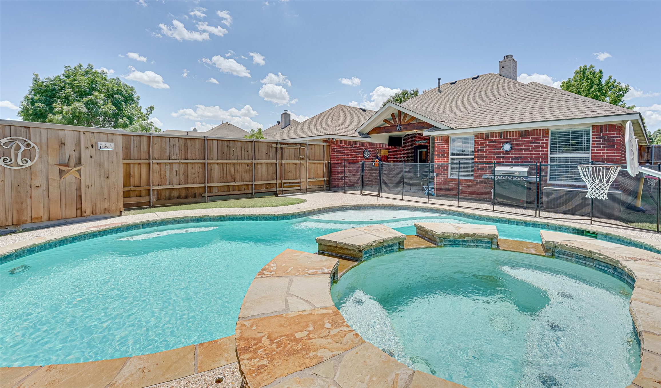 3812 Brantford Drive Richardson TX 75082