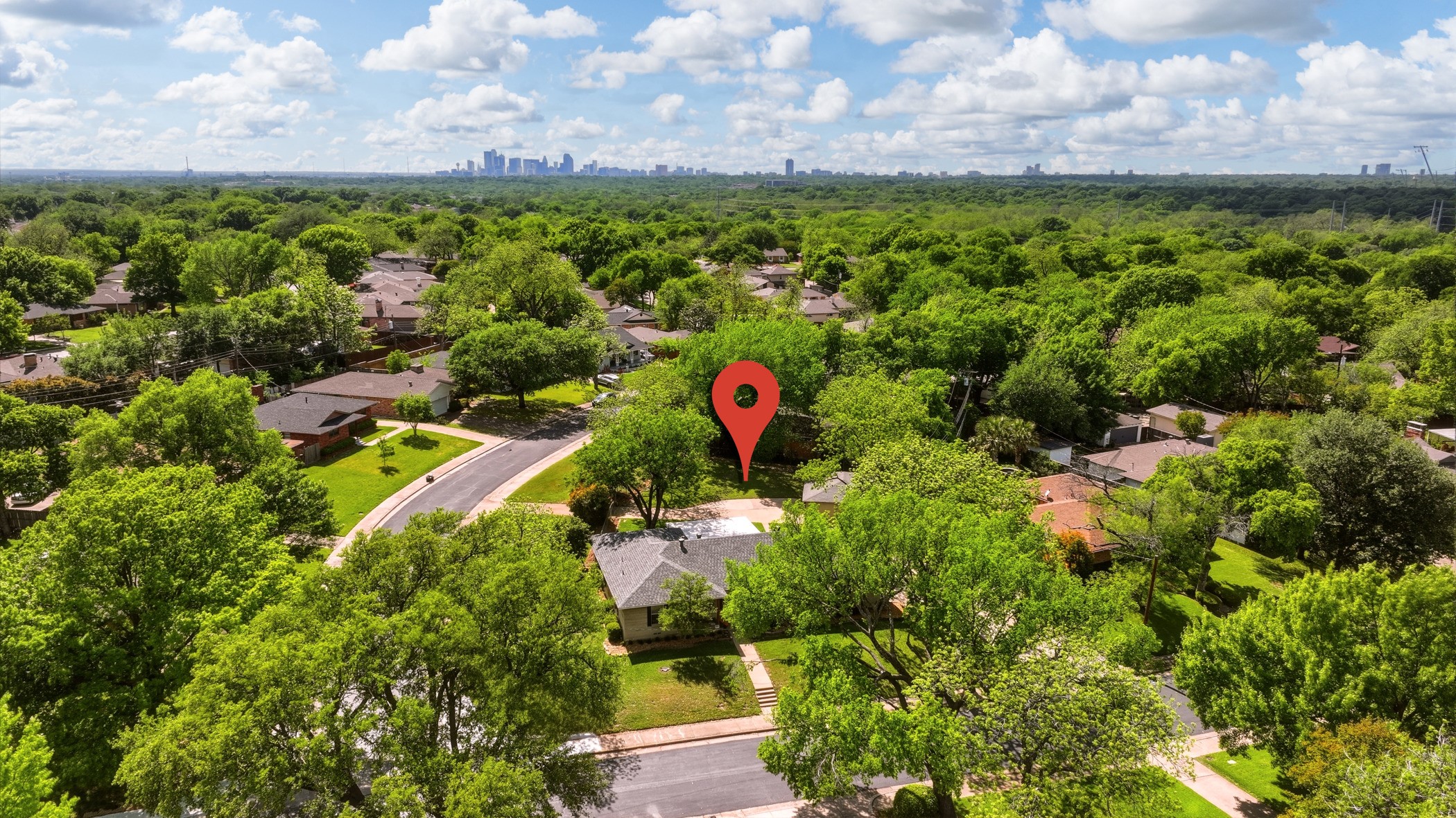 2367 Rockyglen Drive Dallas TX 75228