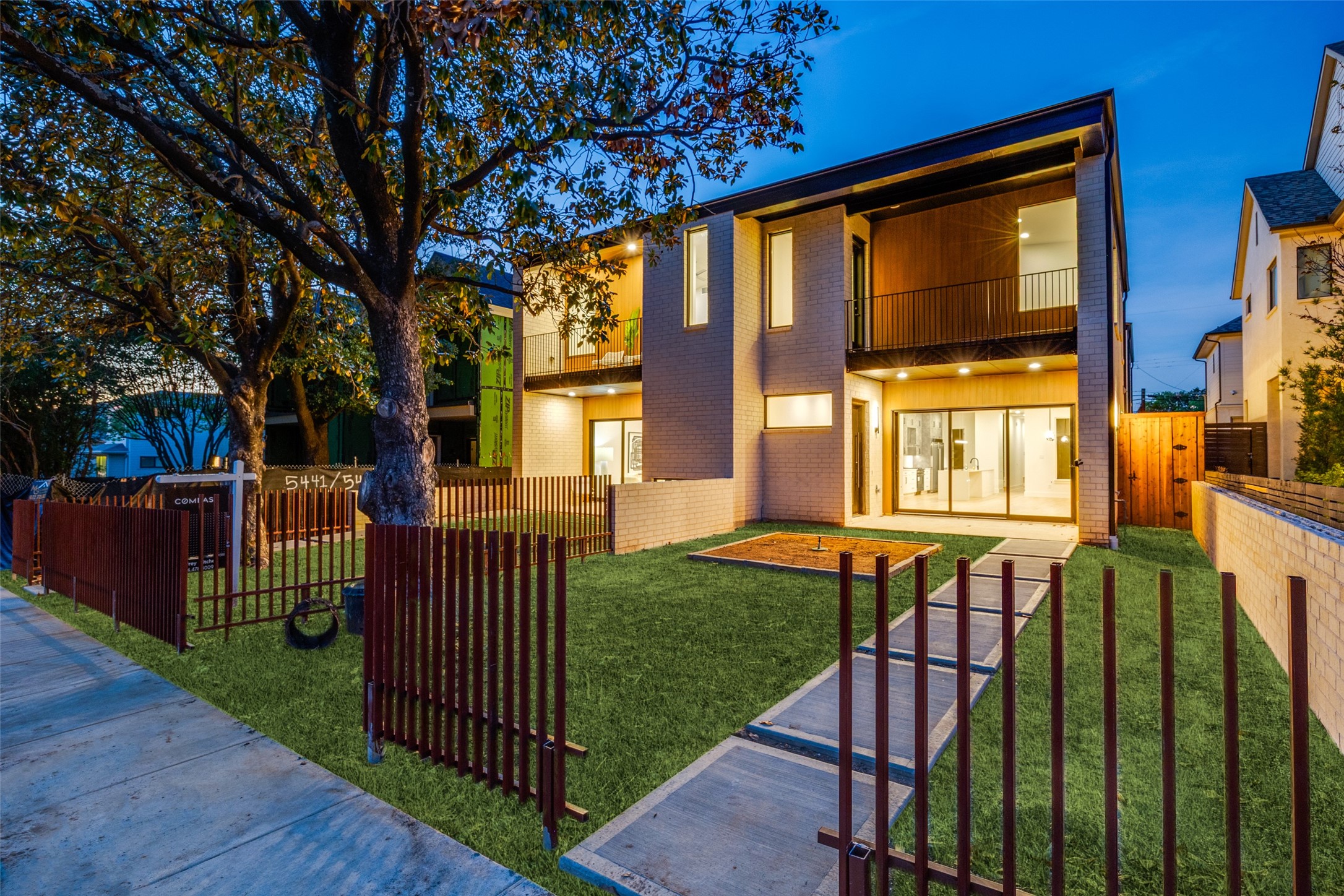 5443 Ellsworth Dallas TX 75206