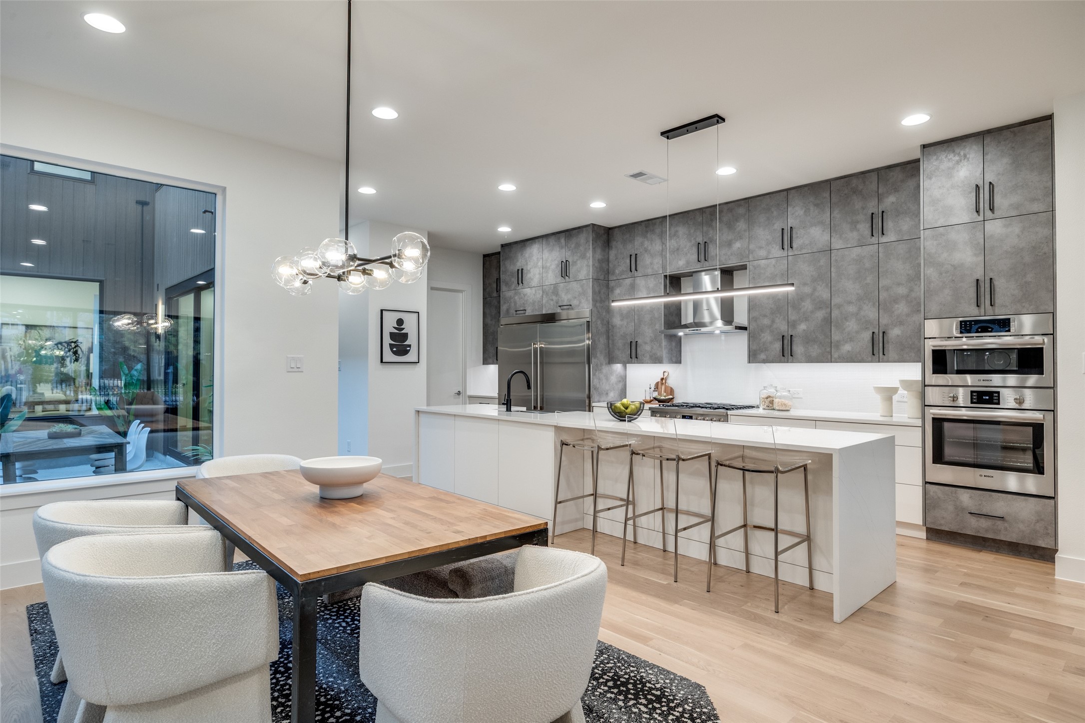 5443 Ellsworth Dallas TX 75206