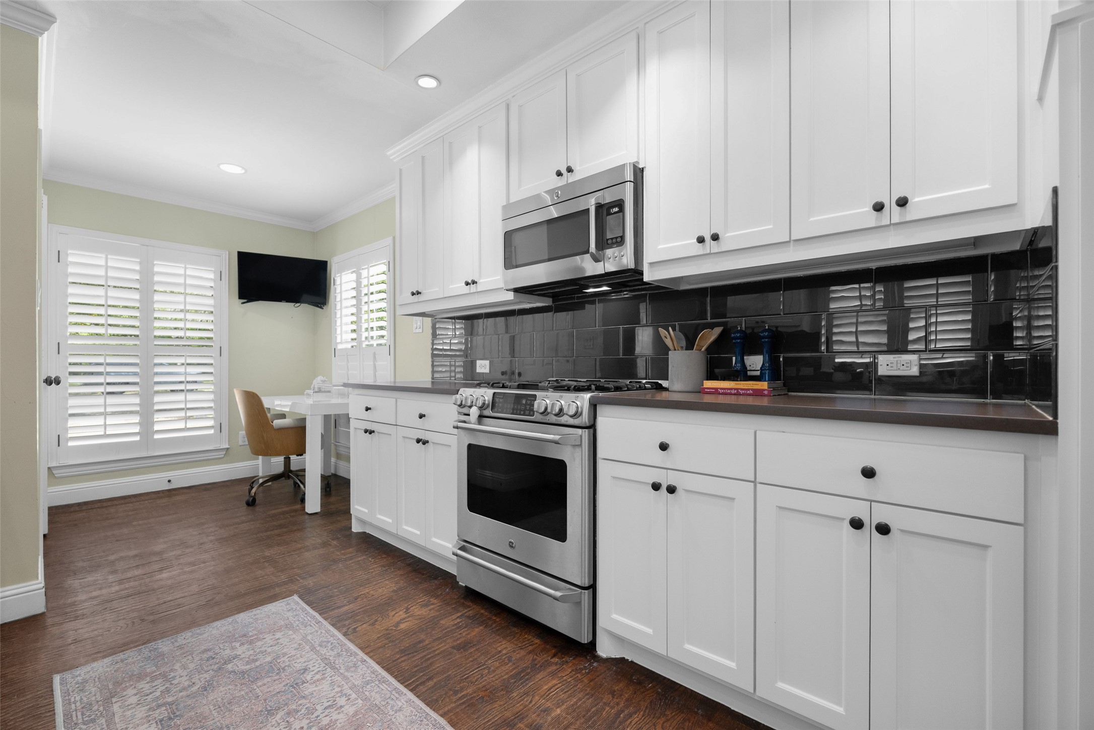 3856 Shorecrest Drive Dallas TX 75209