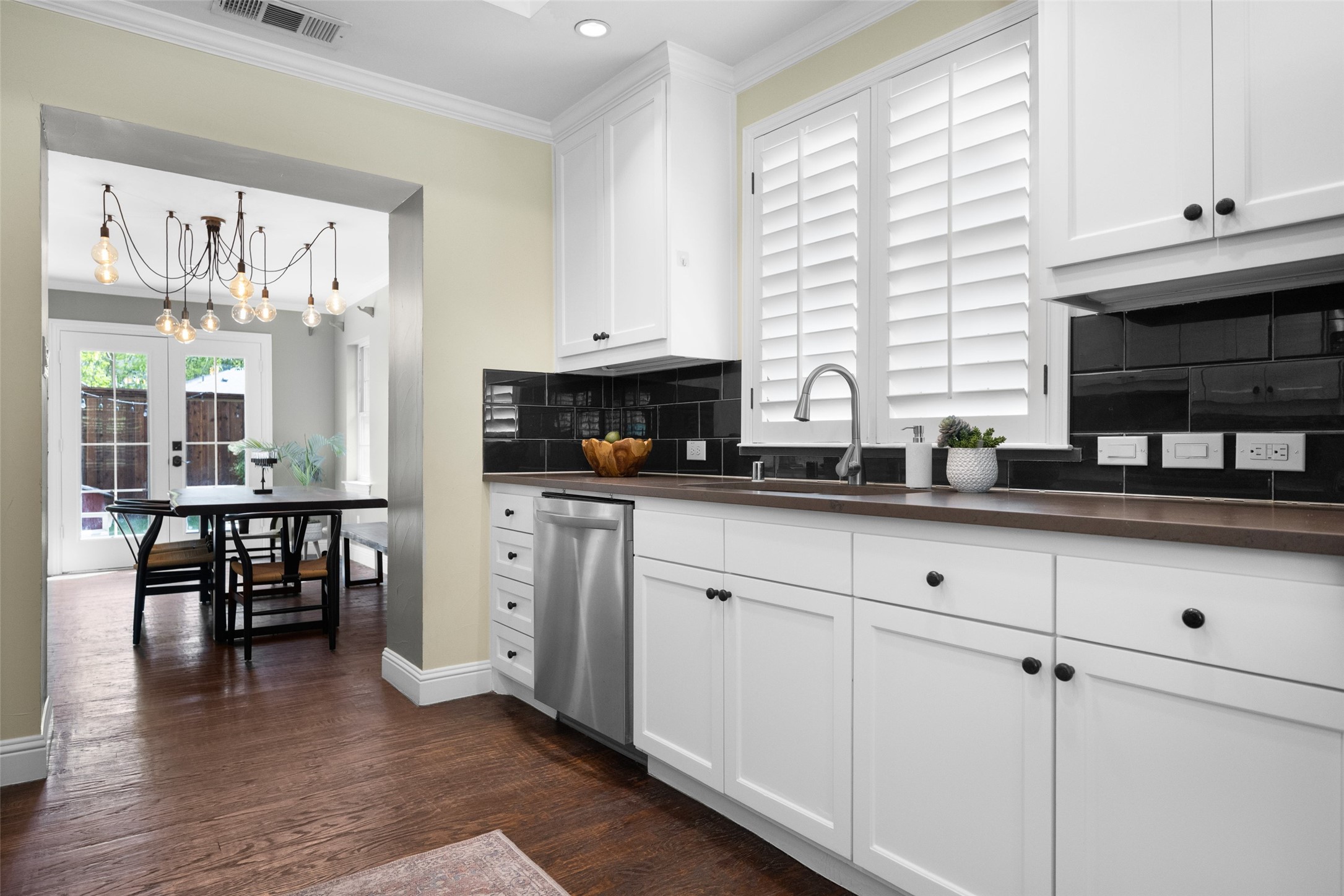 3856 Shorecrest Drive Dallas TX 75209