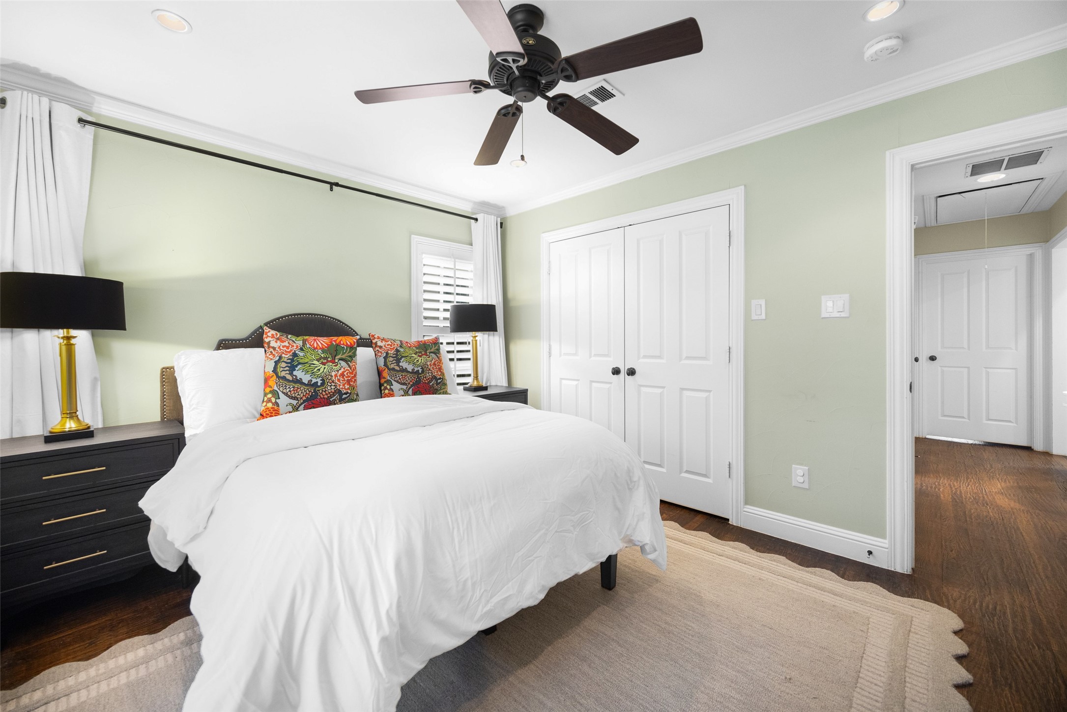 3856 Shorecrest Drive Dallas TX 75209