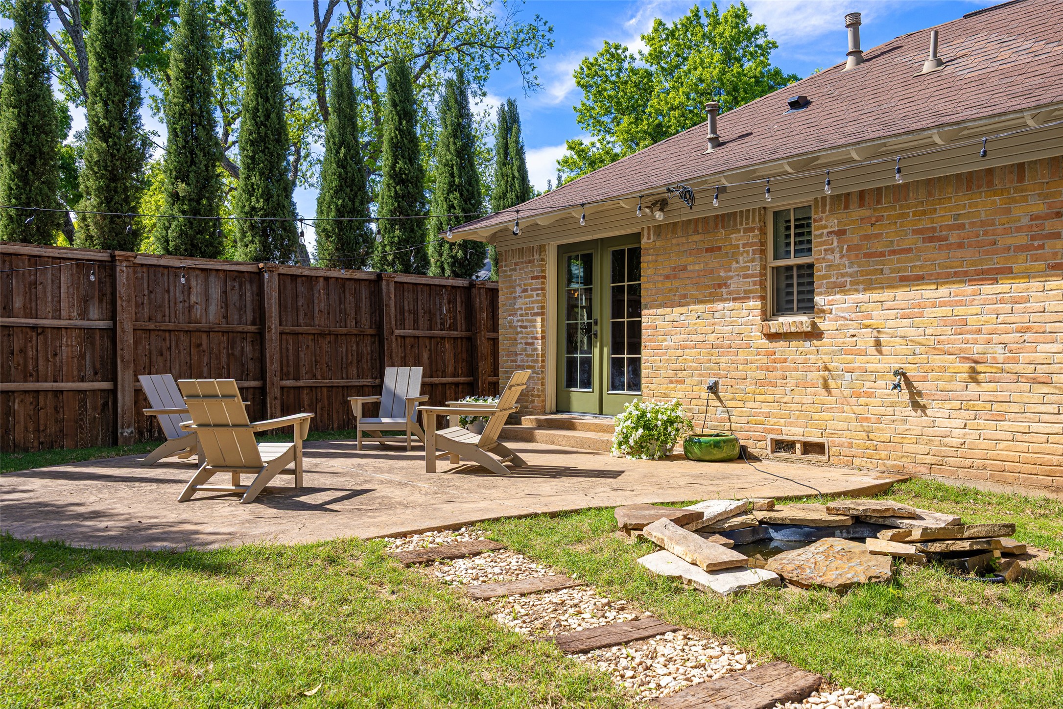 3856 Shorecrest Drive Dallas TX 75209