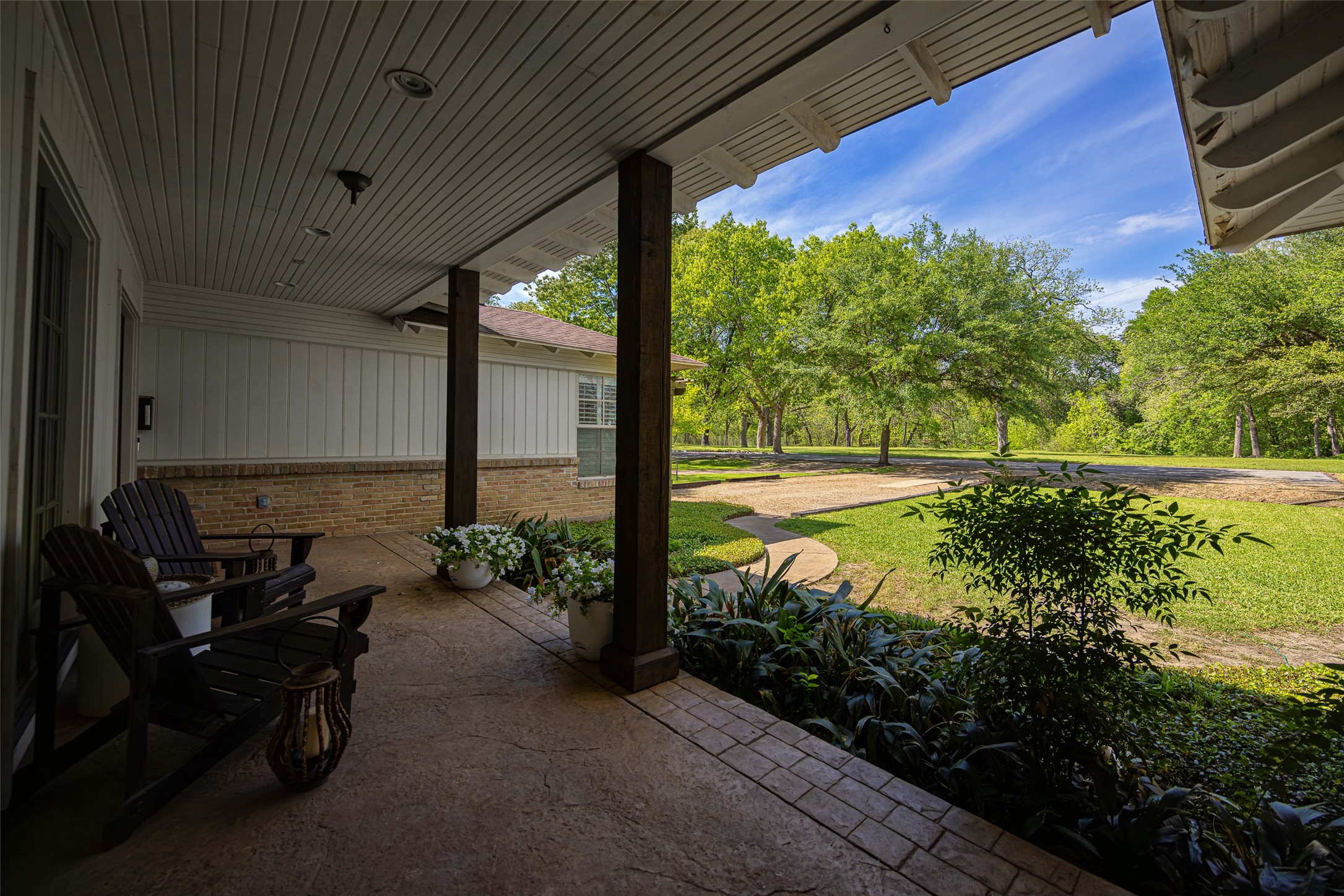 3856 Shorecrest Drive Dallas TX 75209