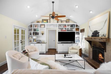 3856 Shorecrest Drive Dallas TX 75209