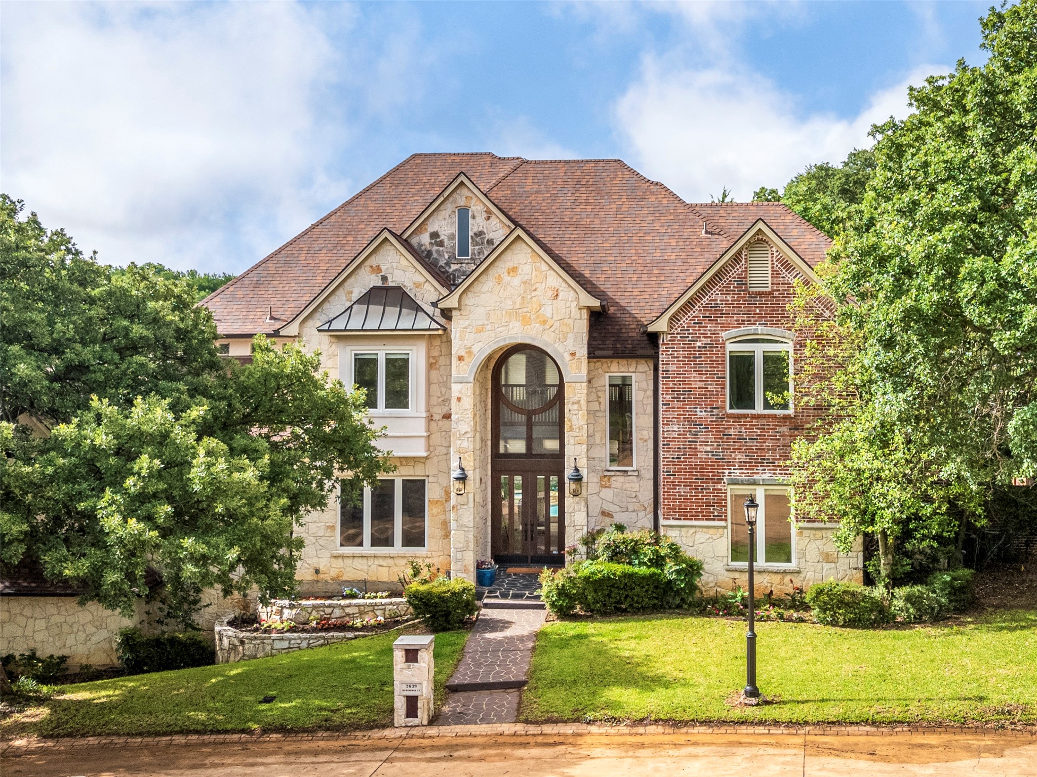 2639 Hemingway Court Arlington TX 76006