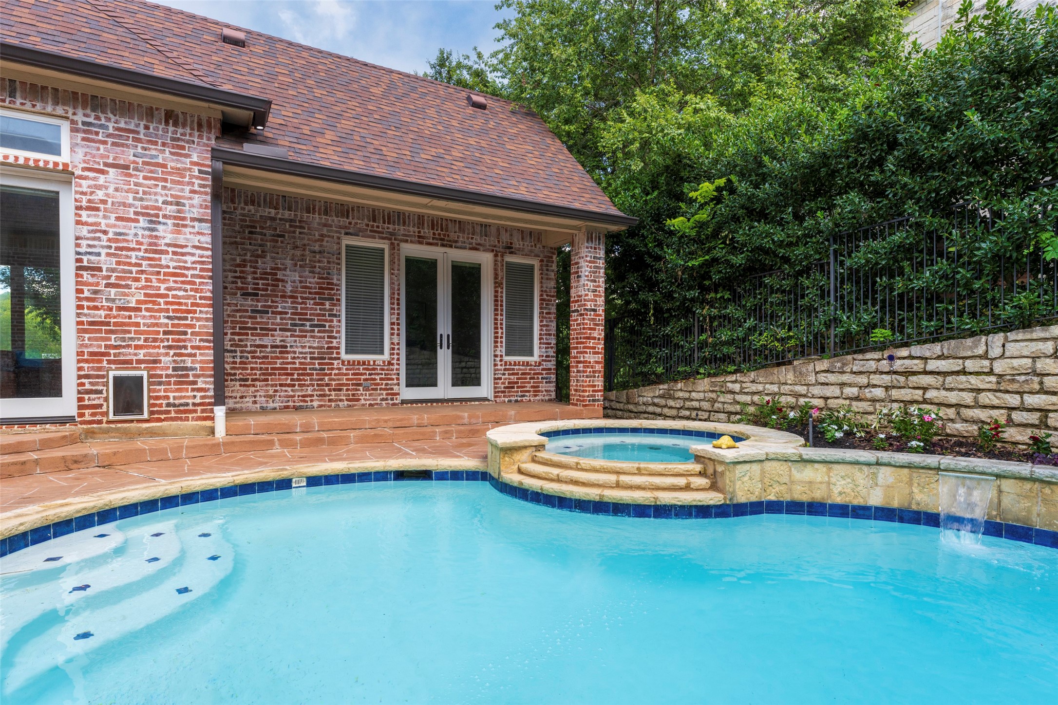 2639 Hemingway Court Arlington TX 76006