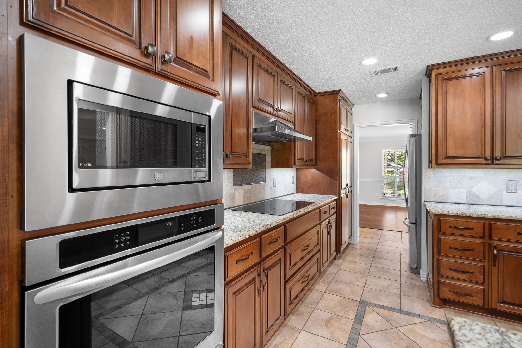 3406 Forestway Court Arlington TX 76001