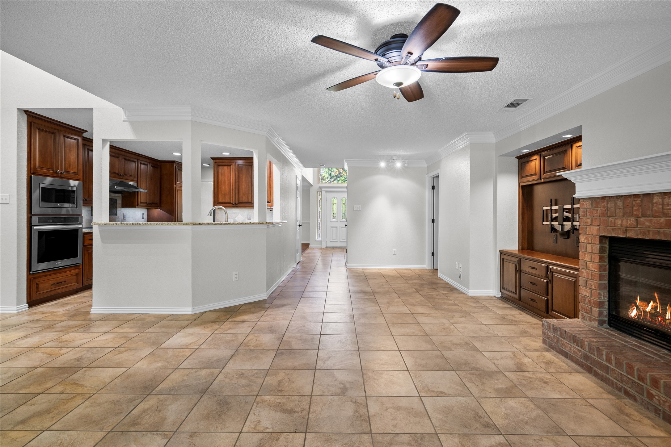 3406 Forestway Court Arlington TX 76001