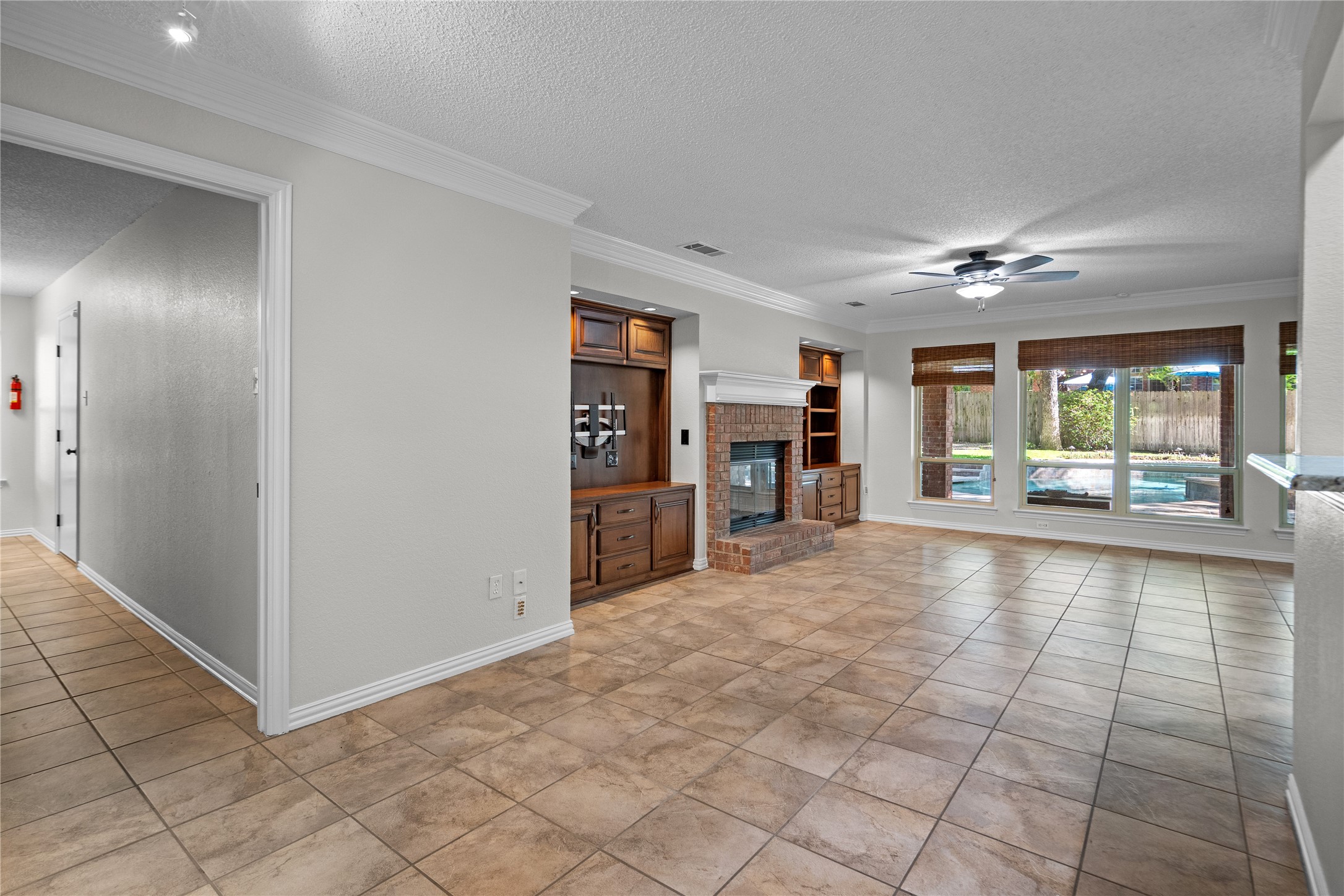 3406 Forestway Court Arlington TX 76001