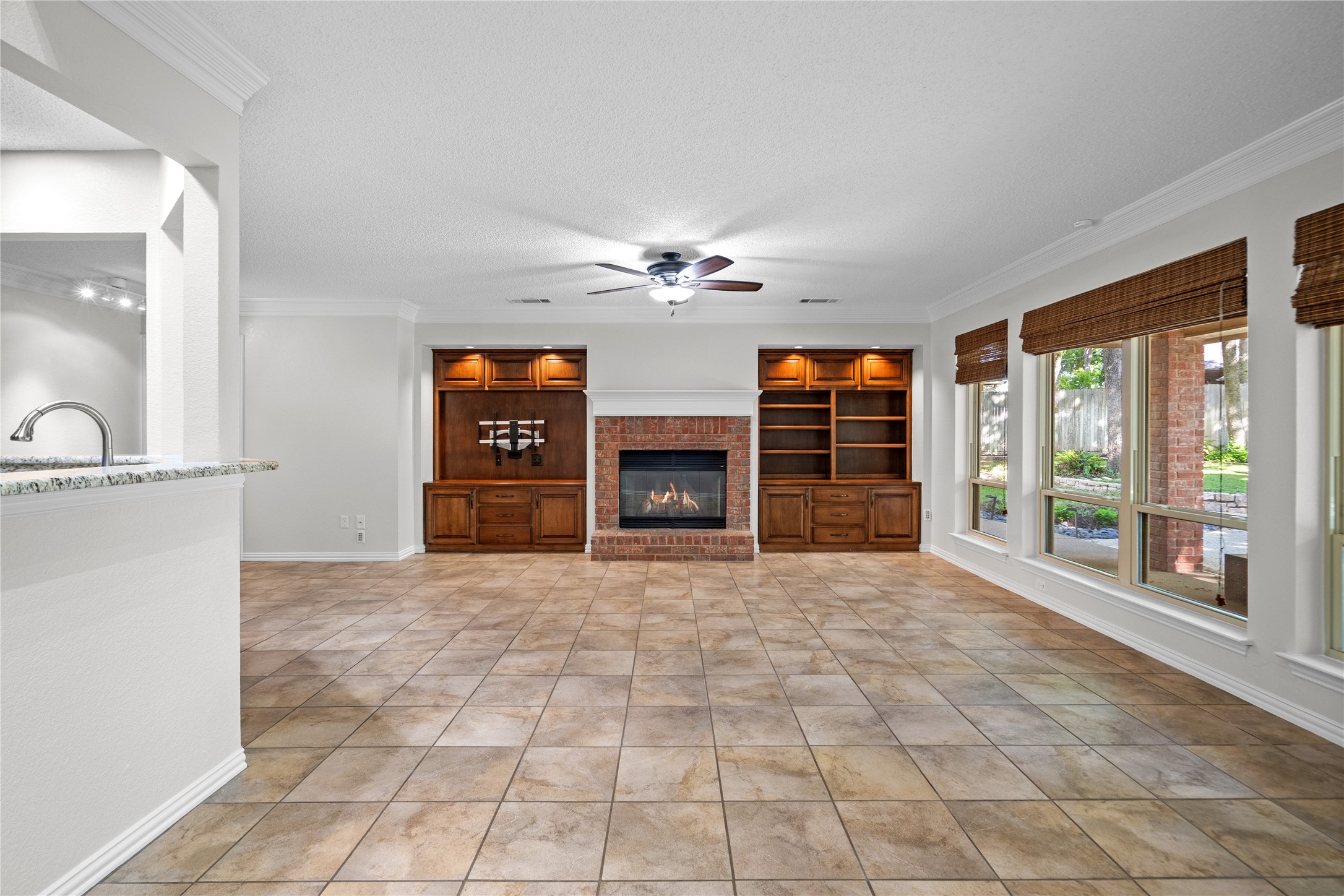 3406 Forestway Court Arlington TX 76001