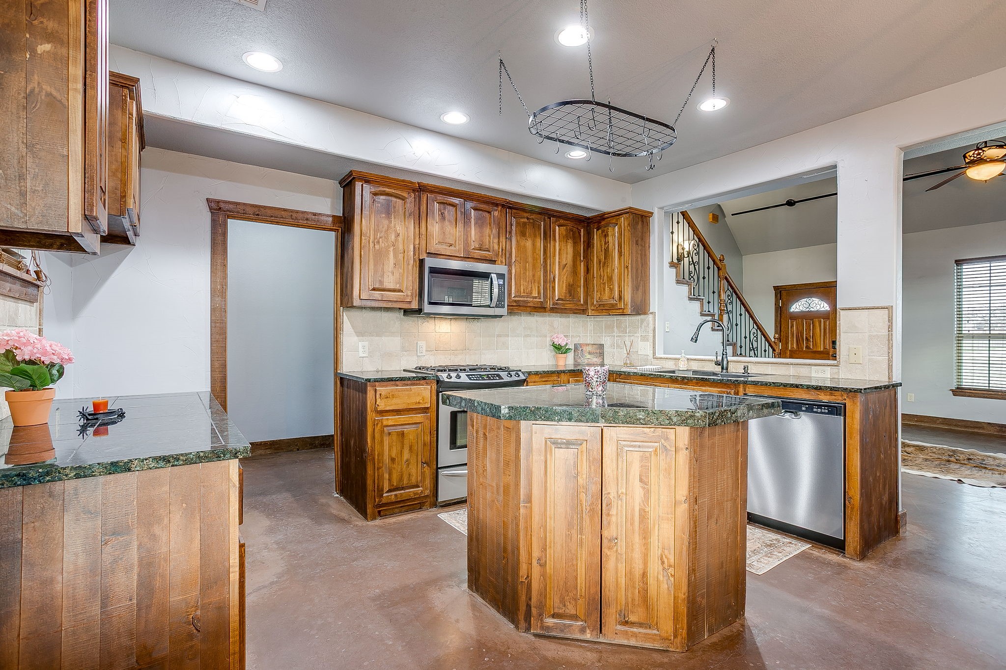 2220 Lazy Bend Road Millsap TX 76066