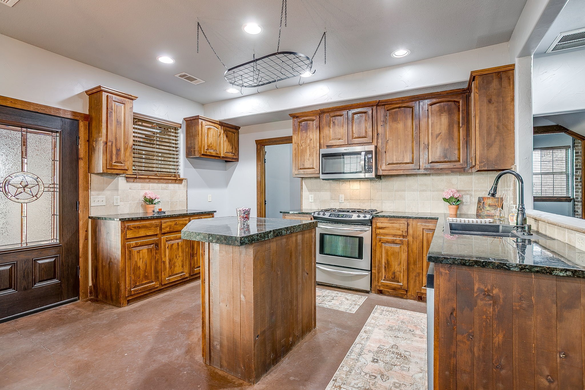 2220 Lazy Bend Road Millsap TX 76066