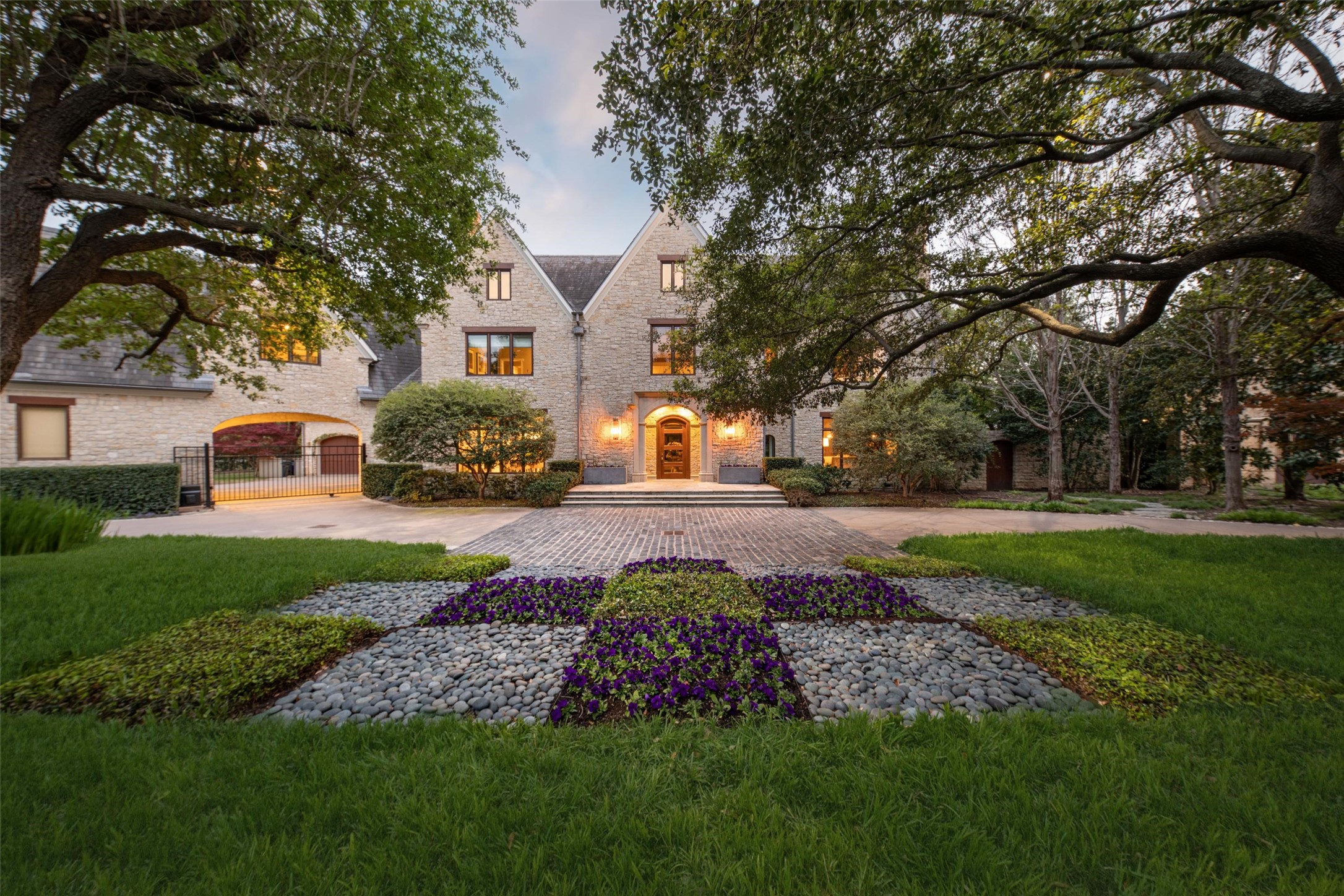 5432 Falls Road Dallas TX 75220