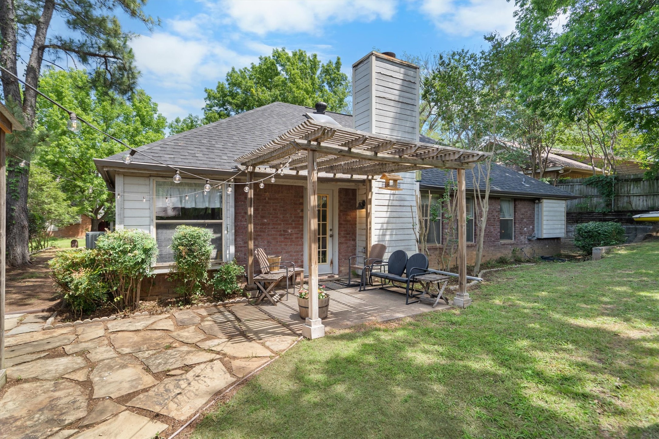 1213 Circle View Court Grapevine TX 76051