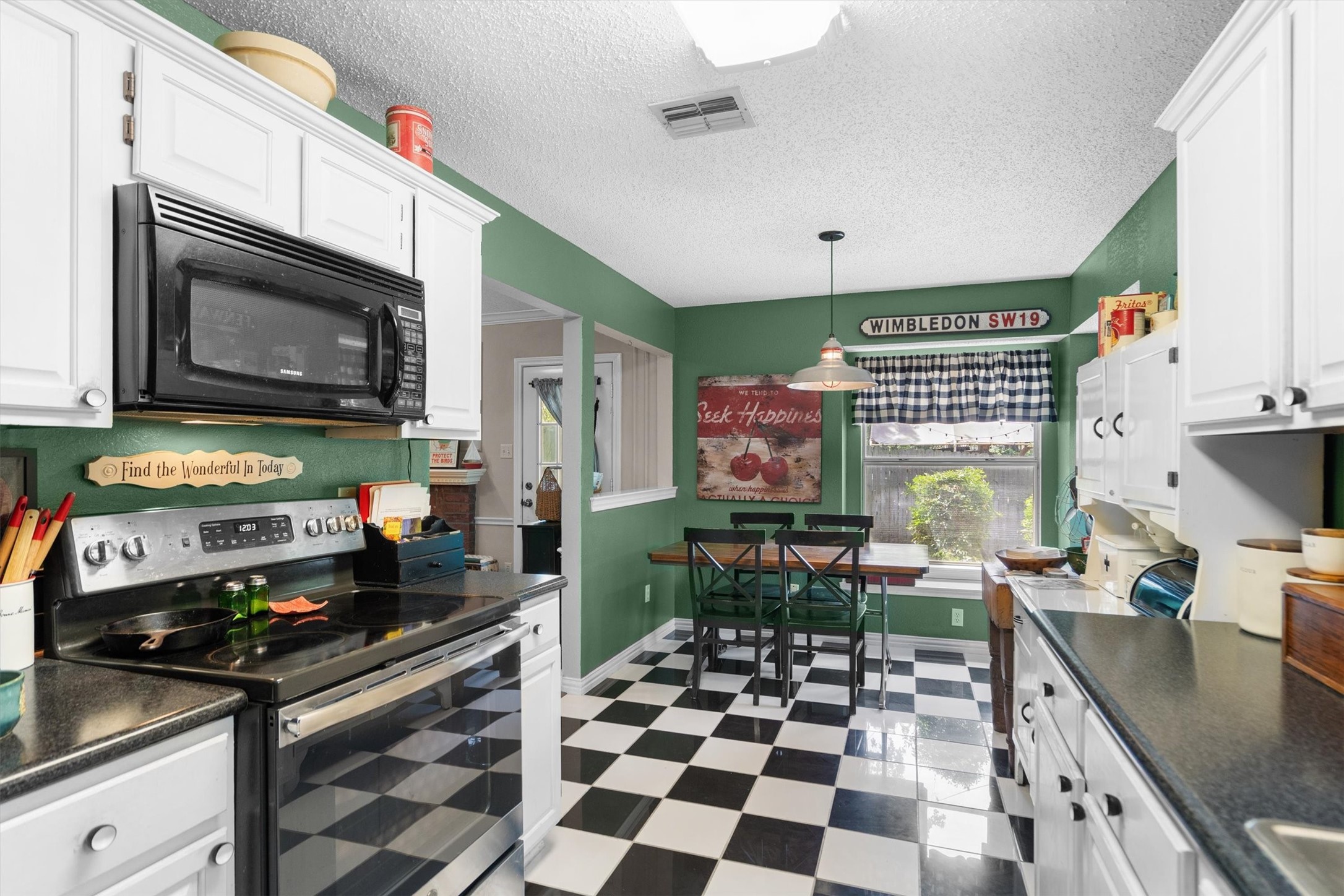 1213 Circle View Court Grapevine TX 76051