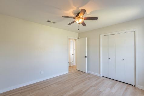 8224 Pearl Street North Richland Hills TX 76180