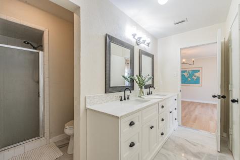 8224 Pearl Street North Richland Hills TX 76180