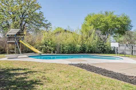 8224 Pearl Street North Richland Hills TX 76180