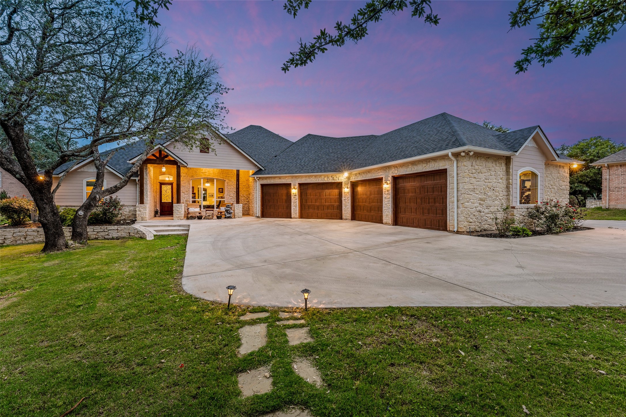 2019 Green Wing Drive Granbury TX 76049