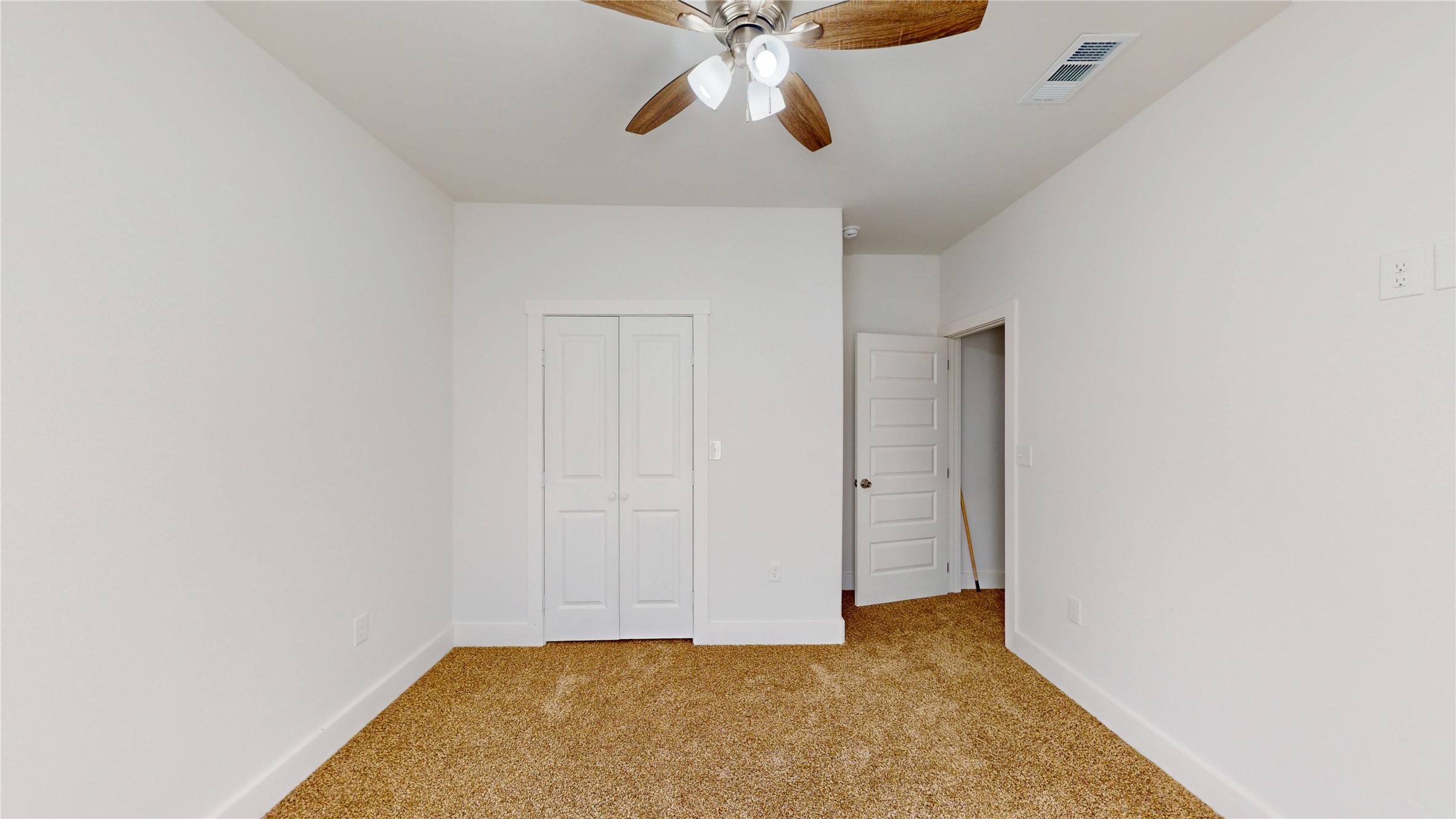 1615 Poplar Street Dallas TX 75215
