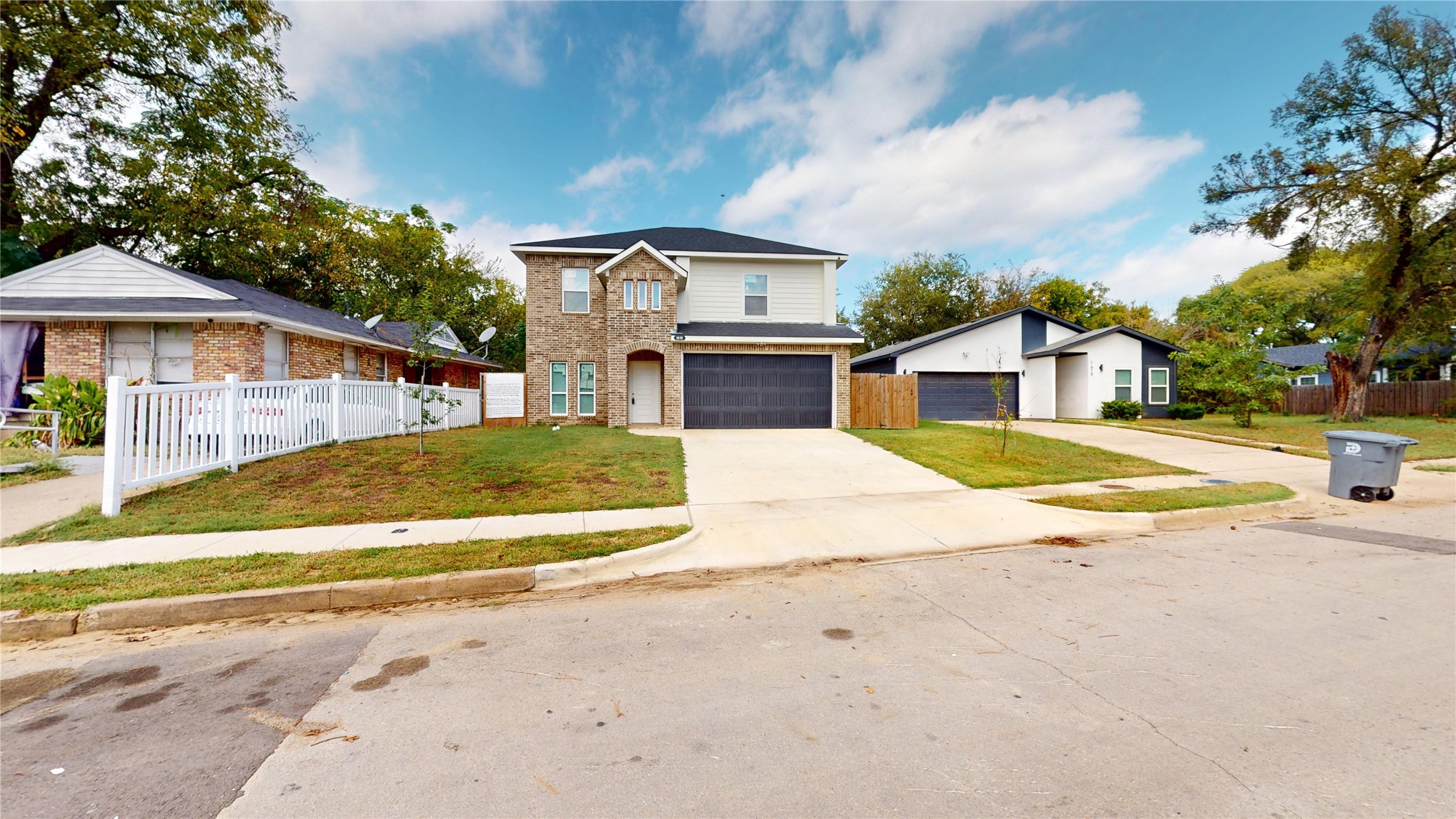 1615 Poplar Street Dallas TX 75215