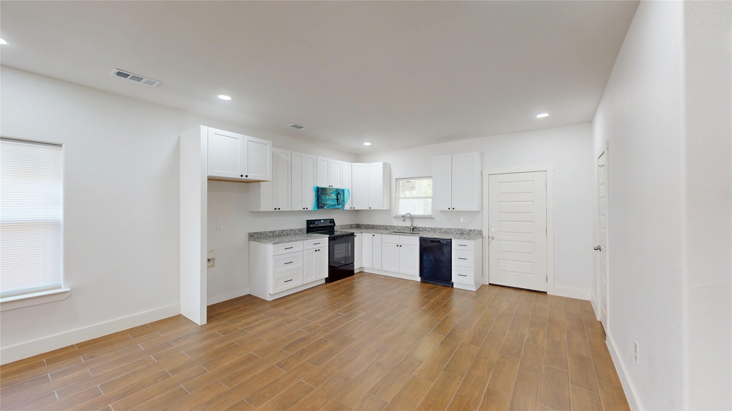 1615 Poplar Street Dallas TX 75215