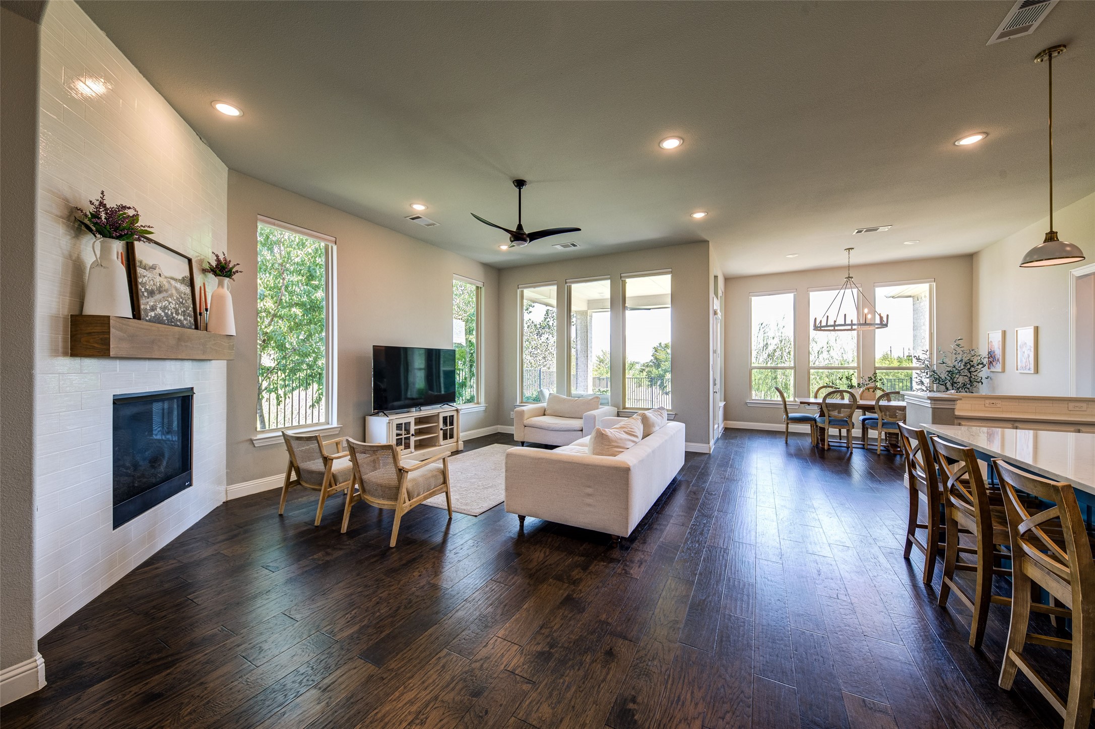 1071 Cabinside Drive Roanoke TX 76262