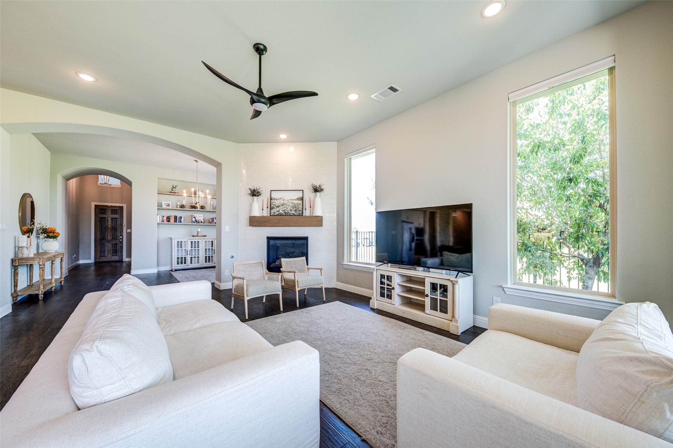 1071 Cabinside Drive Roanoke TX 76262