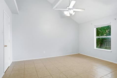 6715 Cherrytree Drive Arlington TX 76001