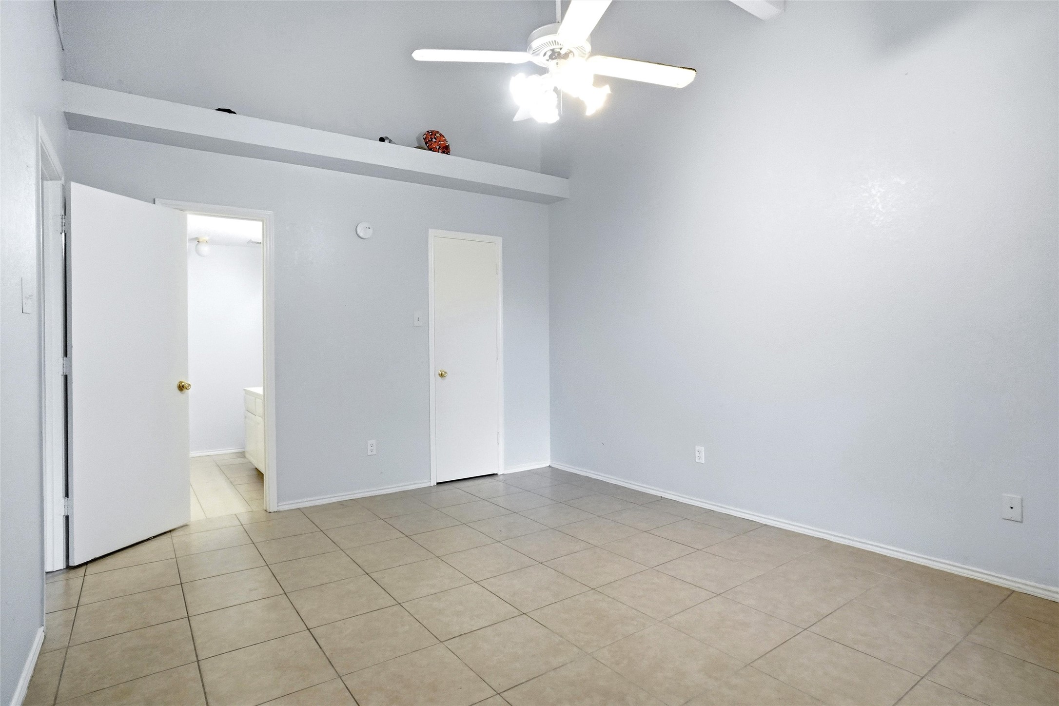 6715 Cherrytree Drive Arlington TX 76001