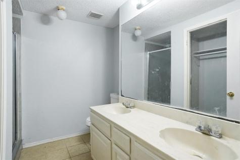 6715 Cherrytree Drive Arlington TX 76001