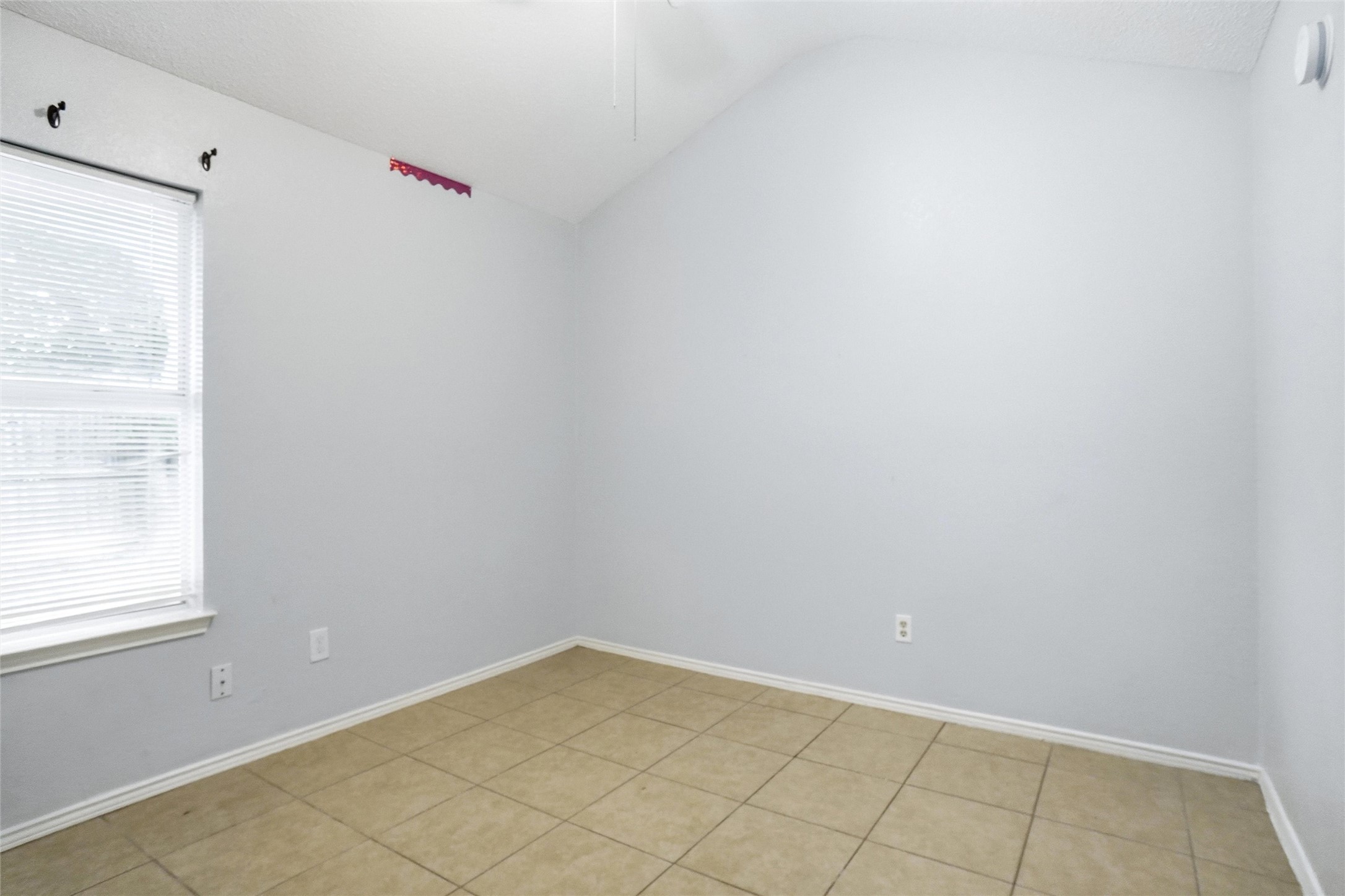 6715 Cherrytree Drive Arlington TX 76001