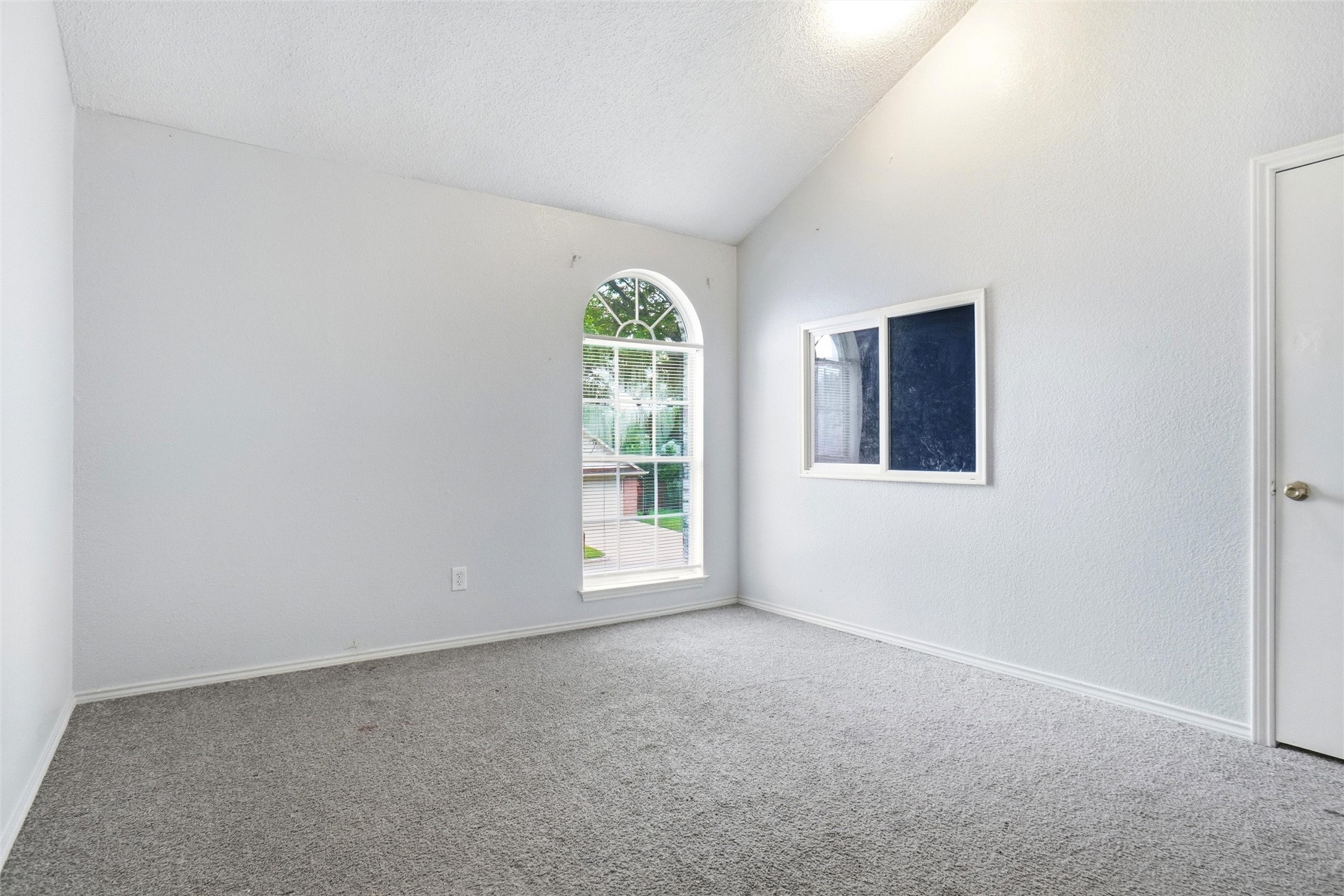 6715 Cherrytree Drive Arlington TX 76001