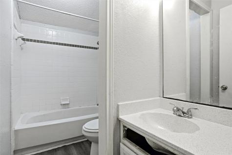 6715 Cherrytree Drive Arlington TX 76001