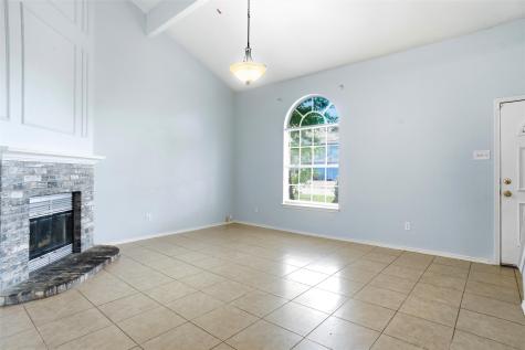 6715 Cherrytree Drive Arlington TX 76001