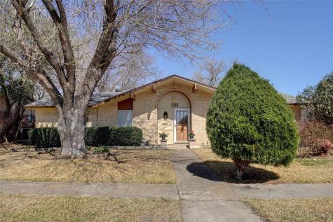 1206 Rockledge Drive Garland TX 75043